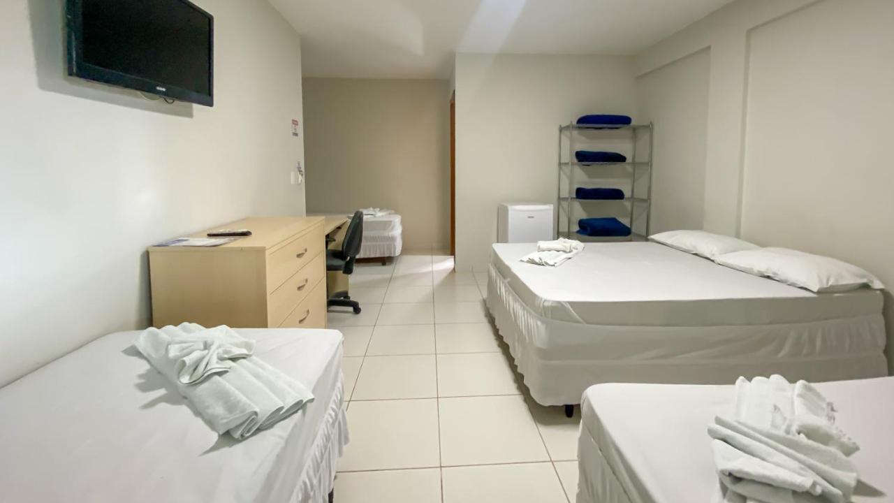 Center Plaza Hotel Cristalina Ngoại thất bức ảnh