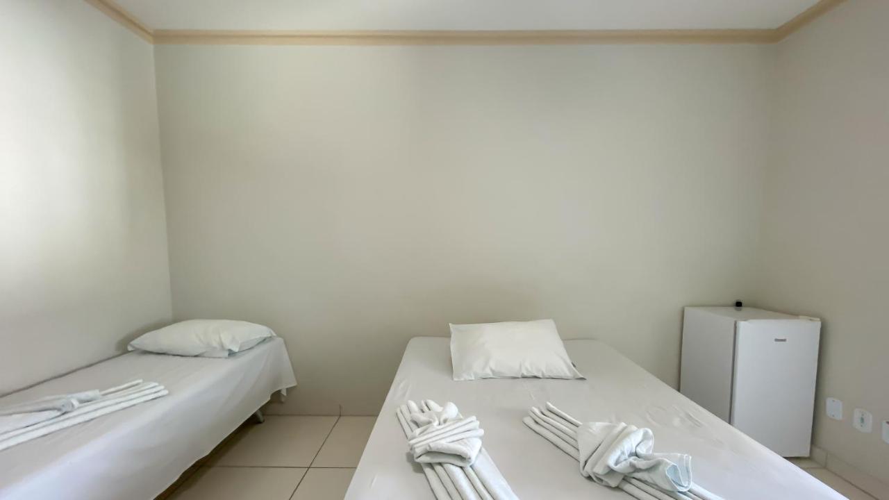 Center Plaza Hotel Cristalina Ngoại thất bức ảnh